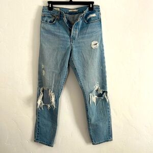 Levi’s wedgie jeans